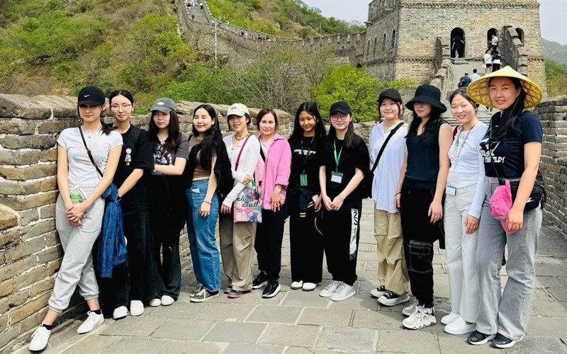 Kultureller Austausch beim Besuch der Gastschler aus Ulan Bator