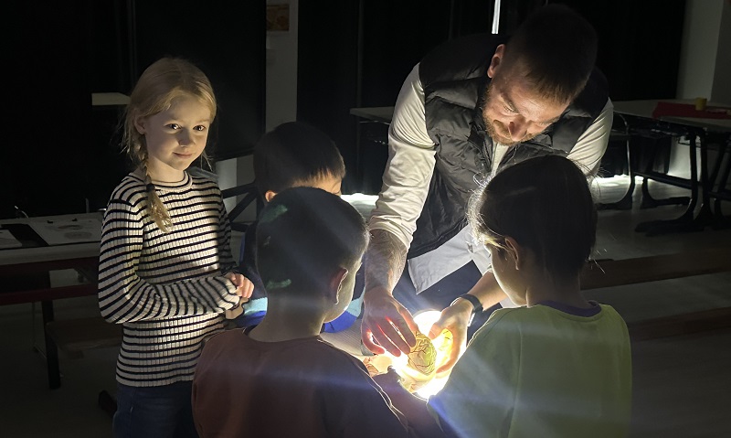 KinderUNI: Auf Entdeckungsreise im Gehirn  